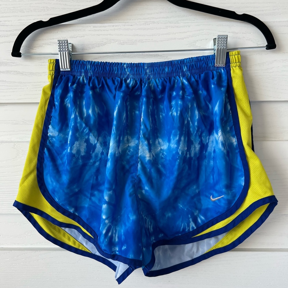 Nike - Dry-fit Woman’s Running Shorts - Small